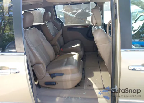 2011 Chrysler Town & Country Limited z USA, uszkodzony, nr VIN 2A4RR6DG1BR780102